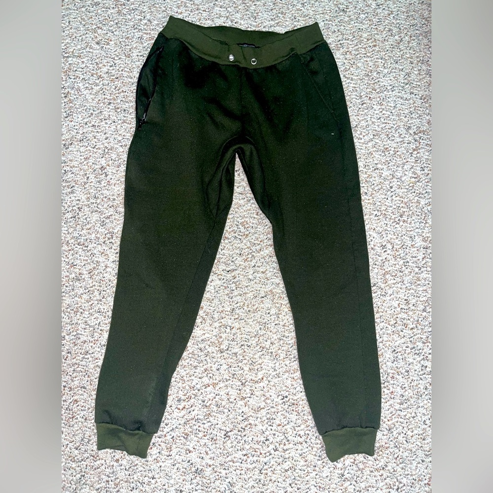 Green men’s sweats